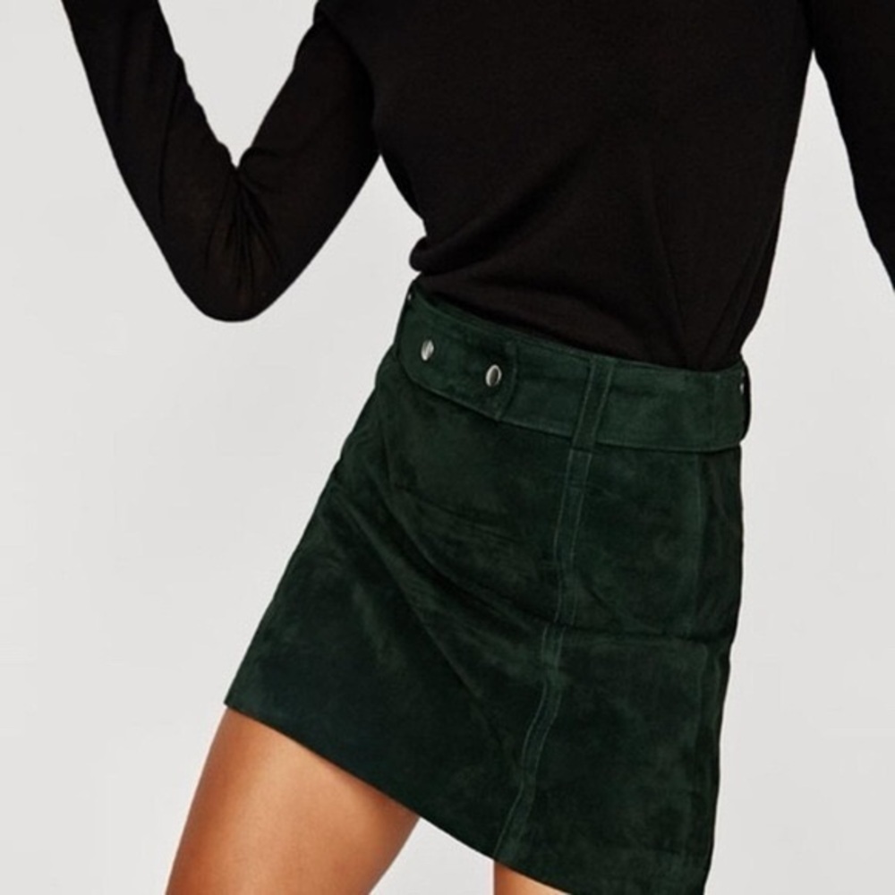 Zara Genuine Suede Leather Dark Green Mini Skirt XS